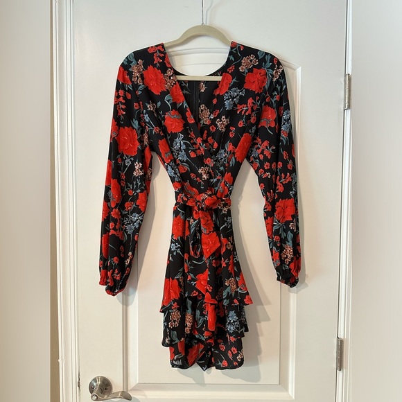 Women's Floral Print Deep V-Neck Romper Double Layer Ruffle - Picture 2 of 4